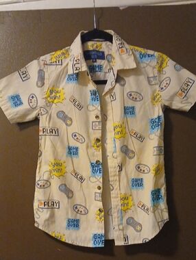 Children's Video Game Print Short Sleeve Button-Down Shirt - Cream/Yellow/Blue